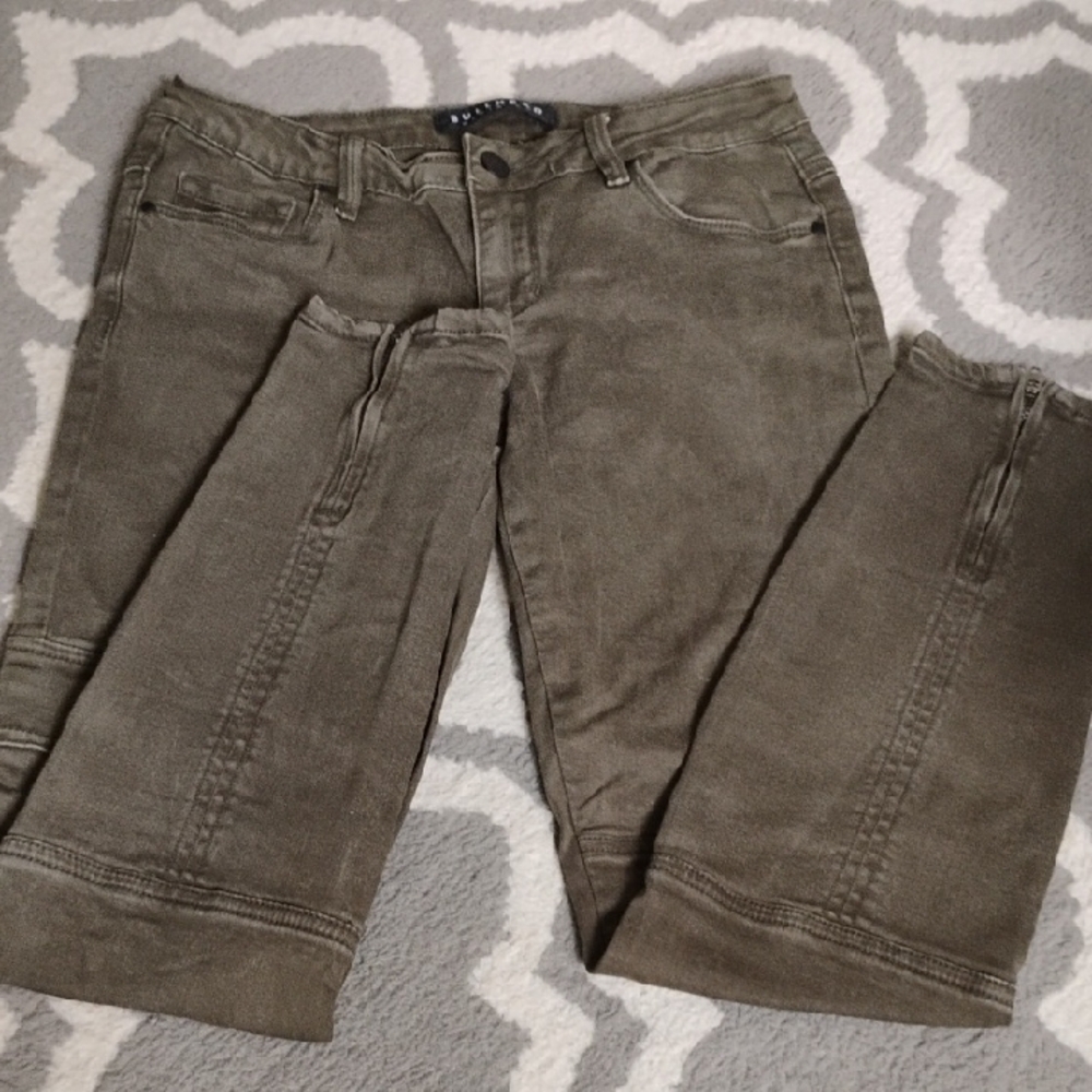 Bullhead Khaki Cargo Pants